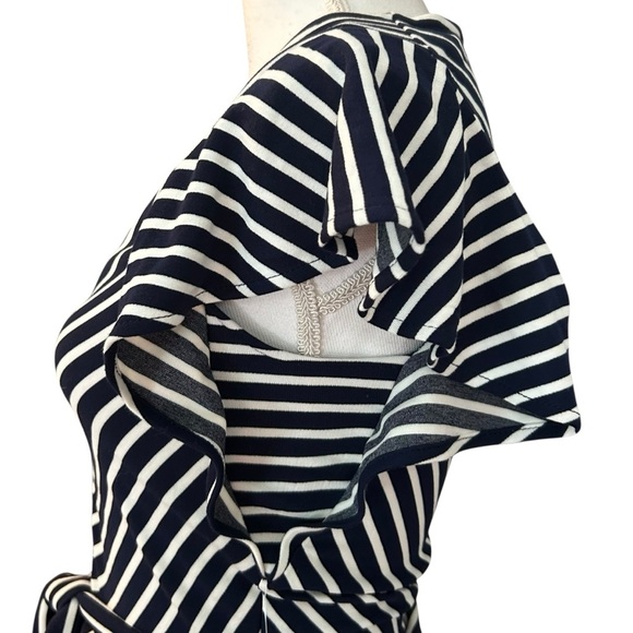 NWT ECI New York Zip Front Belted Wide Cropped Leg Striped Jumpsuit SZ S Navy - Picture 3 of 9